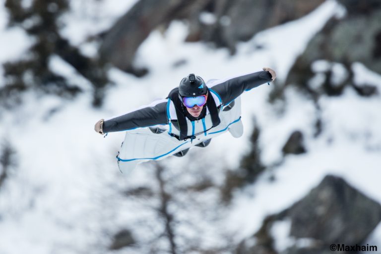 Matt G, with a flat wingsuit configuration – not max speed position but well above MID
