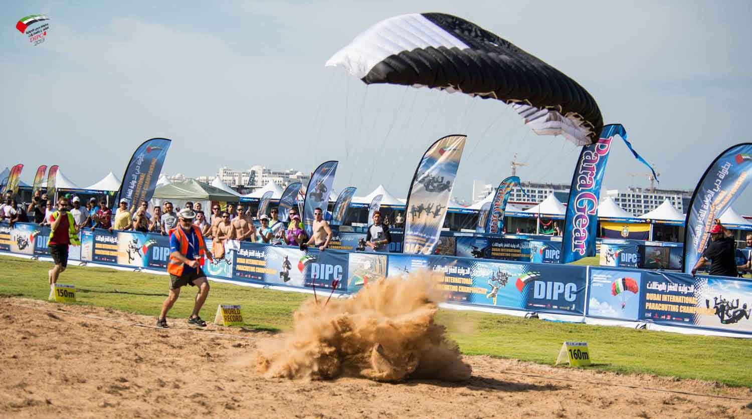 Nicholas Batsch touching down for a World Record