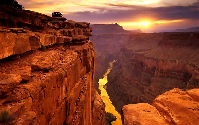 Wingsuiters busted by Navajo and NPS at LC… again!