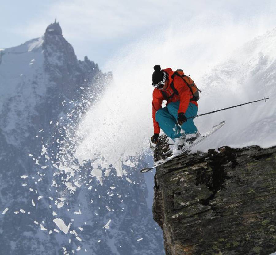 matt skiing powder at Brevent, Chamonix