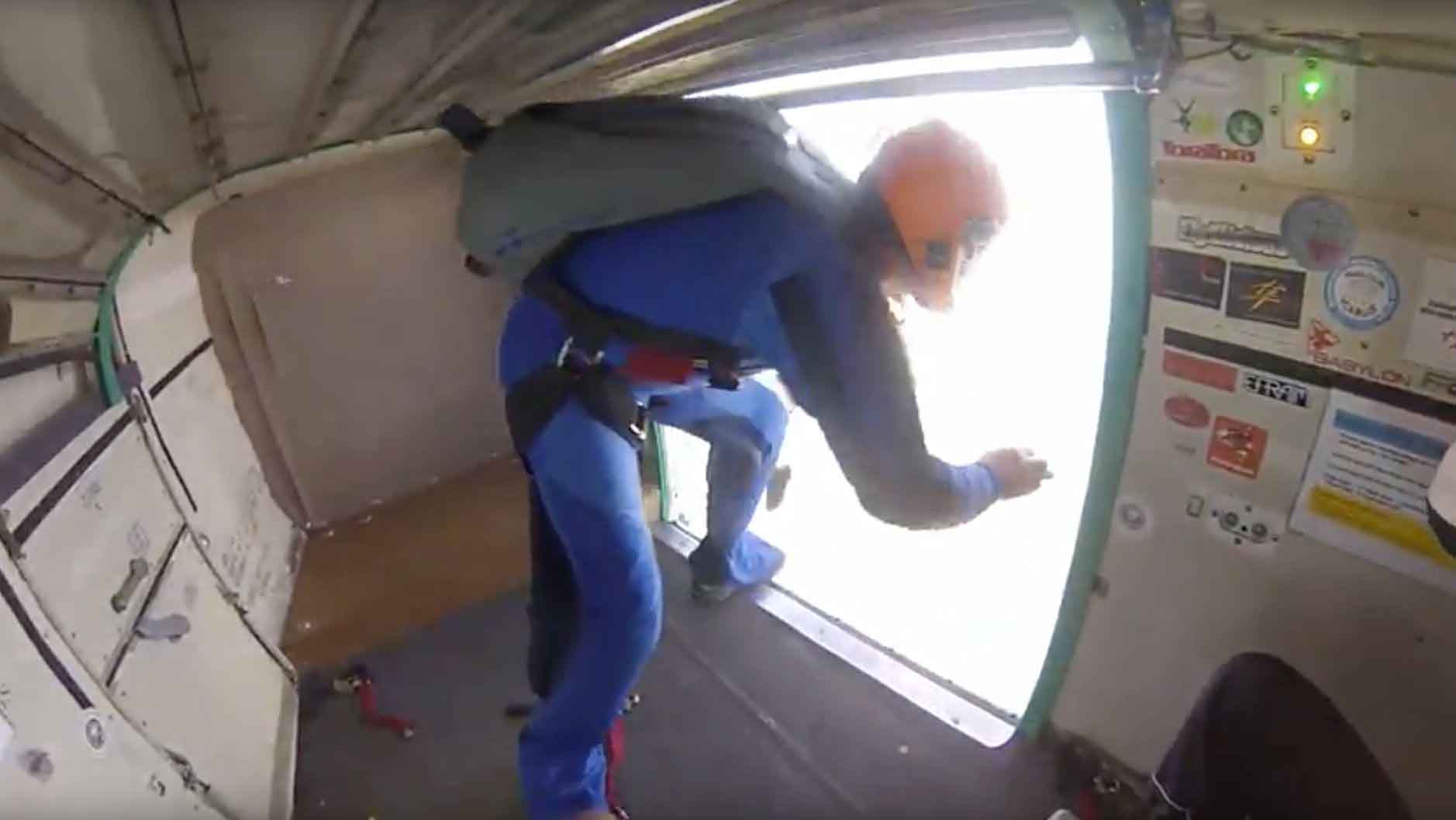 Now he scrapes his flap on the door, pulling out the pin – be aware of your gear in the door