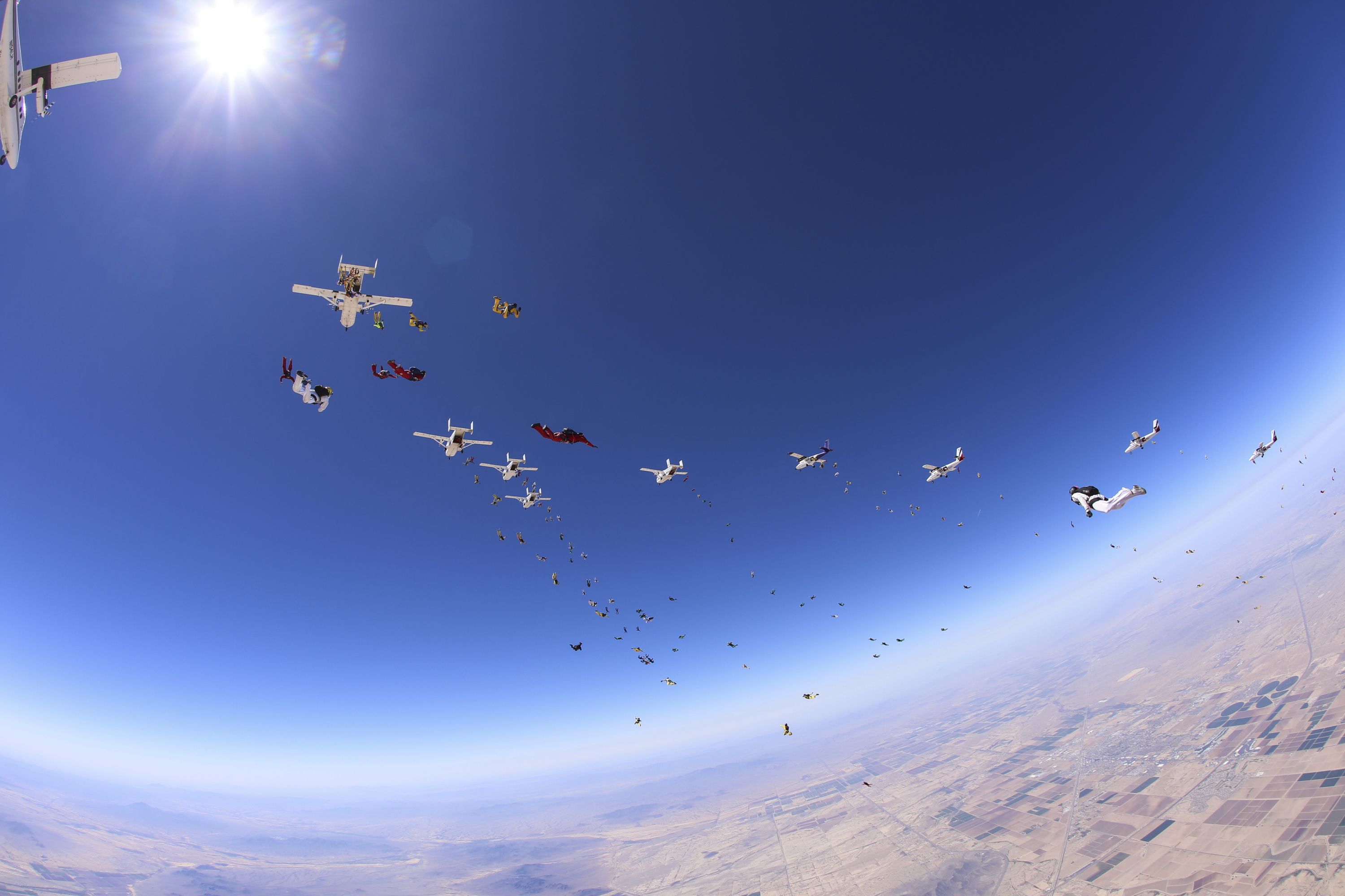 10-plane exit – 222 skydivers set loose!