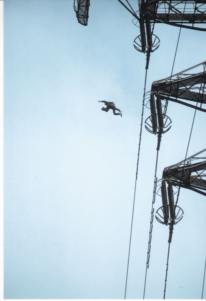 Andy jumps an electricity pylon across the River Avon