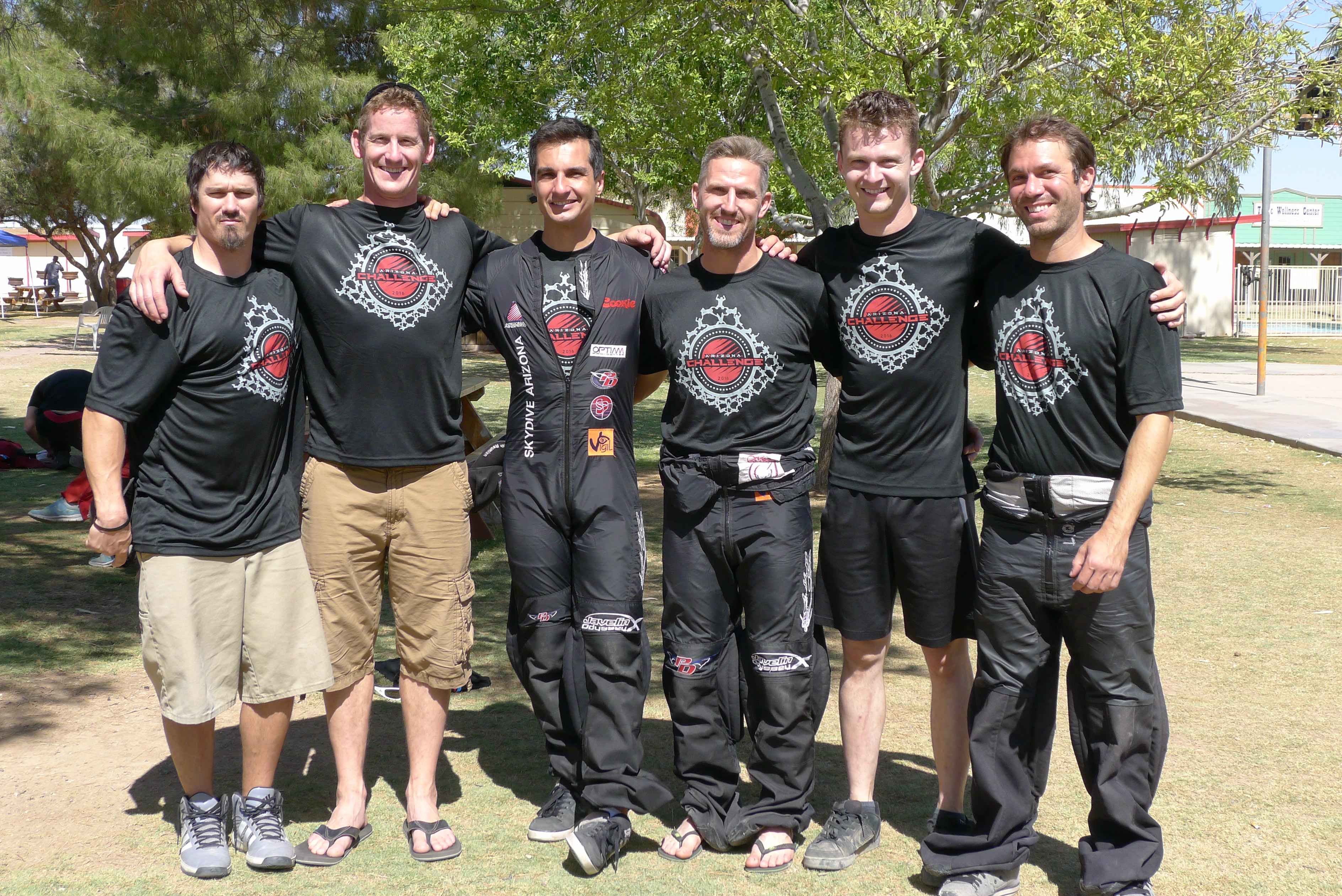 Airspeed – Justin, Thomas, Thiago, Niklas, Mikhail & Ari, replacing Thomas in December