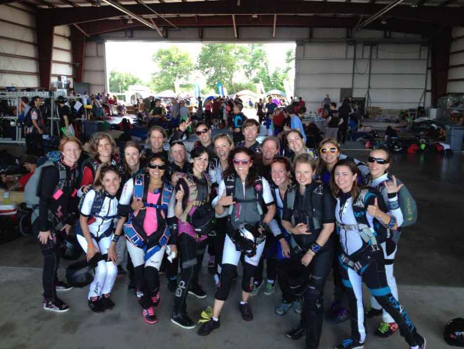 Women's world record camp, Skydive Chicago