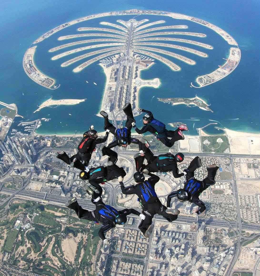 Microclim8, the UK 8-way, on their practice jump
