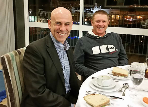 Alberto Martin Paracuellos, (Delegate ESP) , Mike Teague, Delegate (RSA)