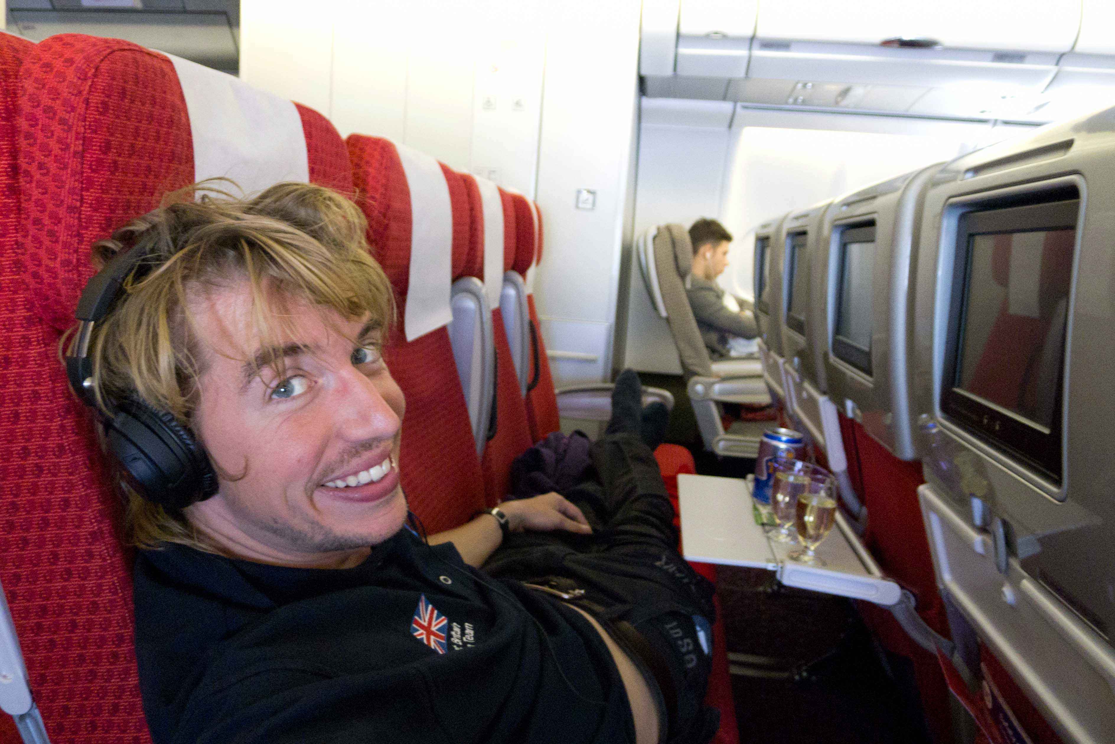 Studies have shown that flying across time zones harms athletic performance