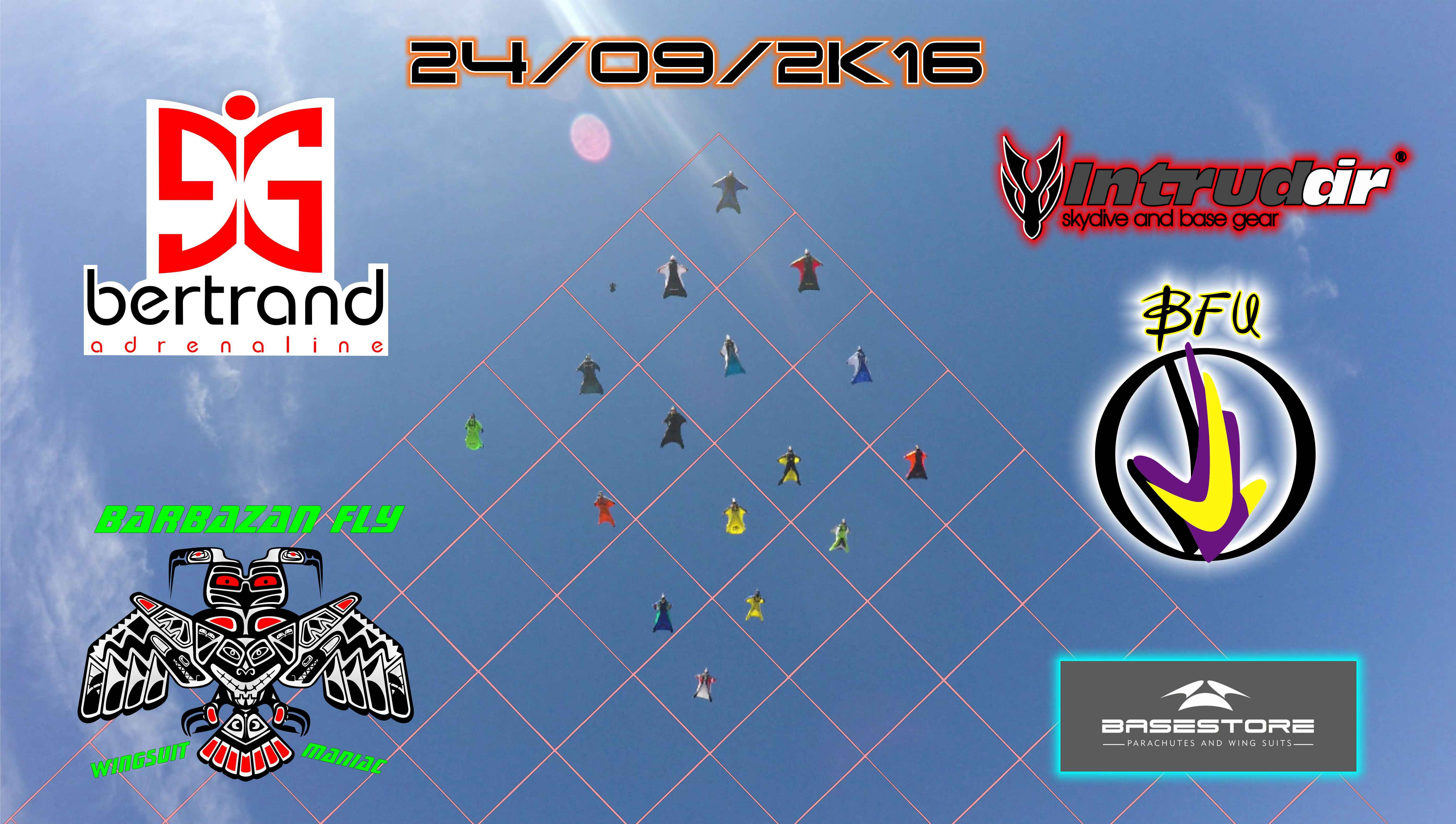 Italian Wingsuit record with judging grid - 16